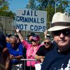 Photos: "Honor Our Police" Rally On Staten Island Draws Hundreds